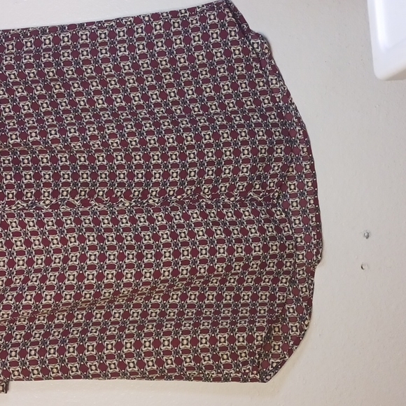 Pleione Popover Short Sleeve Geometric Patterned Blouse Flowy V-Neck size M - Picture 7 of 10